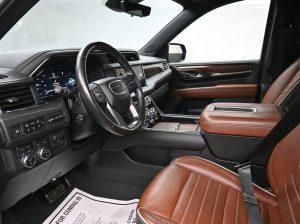 2024 GMC Yukon XL Denali Ultimate — thumbnail 13