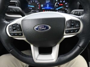 Used 2023 Ford Explorer XLT 4WD — thumbnail 21
