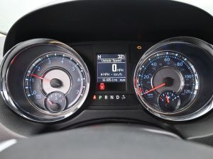 Used 2013 Chrysler Town & Country Touring — thumbnail 31